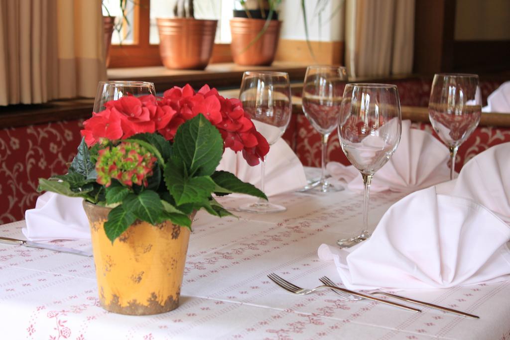 Alisander Hotel Kurfar